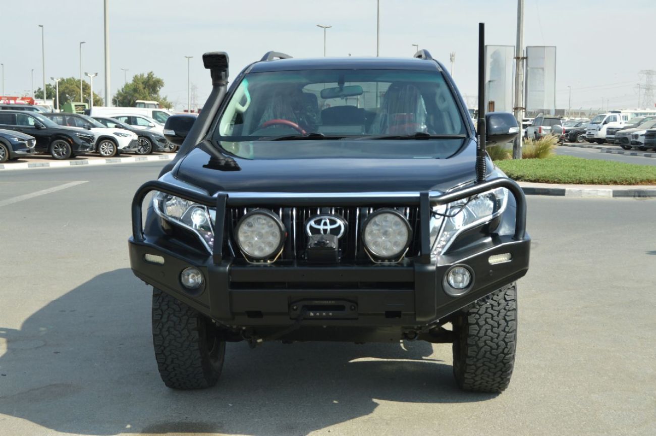 تويوتا لاند كروزر Prado, perfect inside and outside