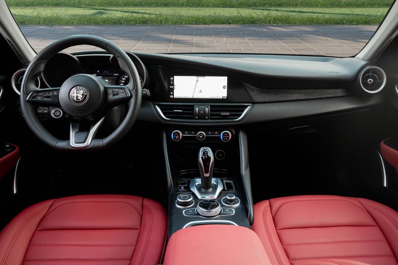 ألفا روميو جوليا Super | 1,948 P.M  | 0% Downpayment | Agency Warranty + Service!