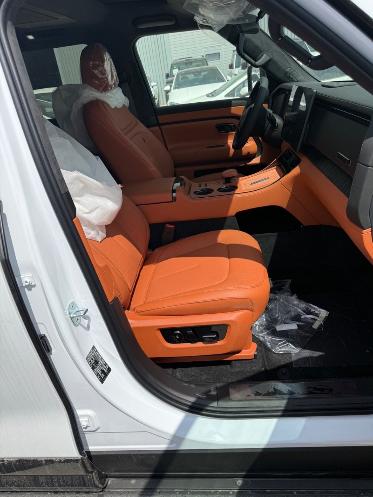 ROX Adamas 7seater white-orange white-orange 7seater