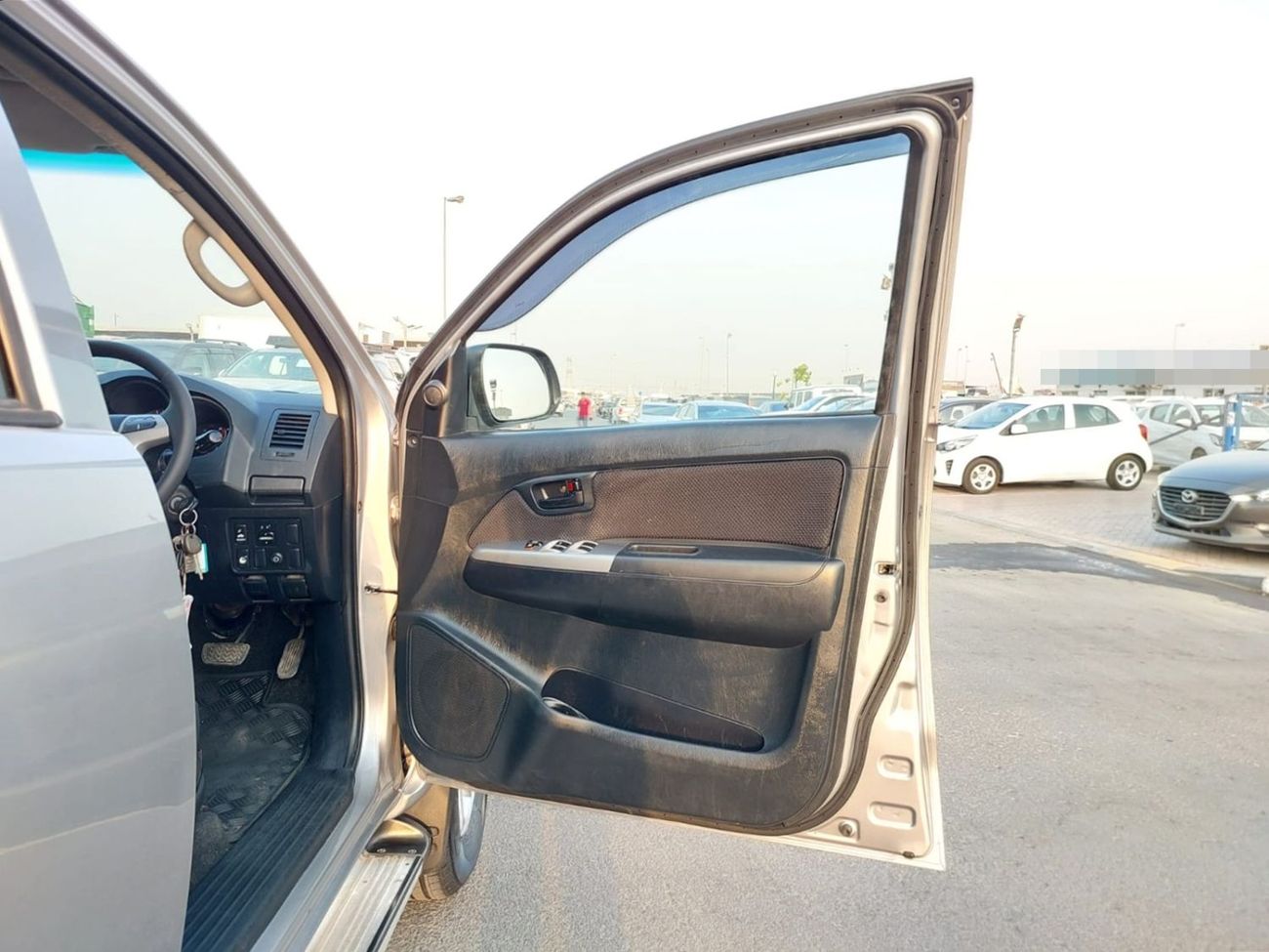 Toyota Hilux TOYOTA HILUX PICK UP RHD 2014 MODEL 3.0 L DIESEL AUTOMATIC(PM64342)