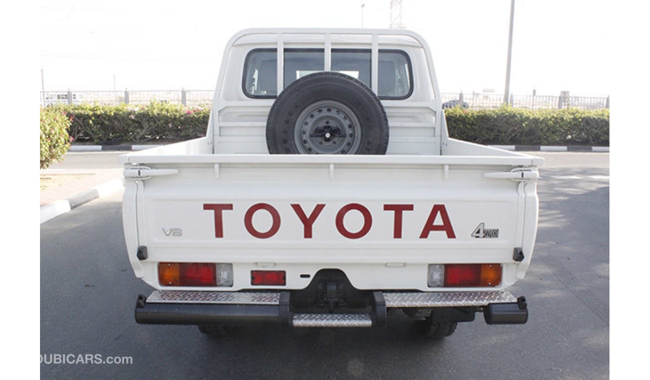 Toyota Land Cruiser Pick Up