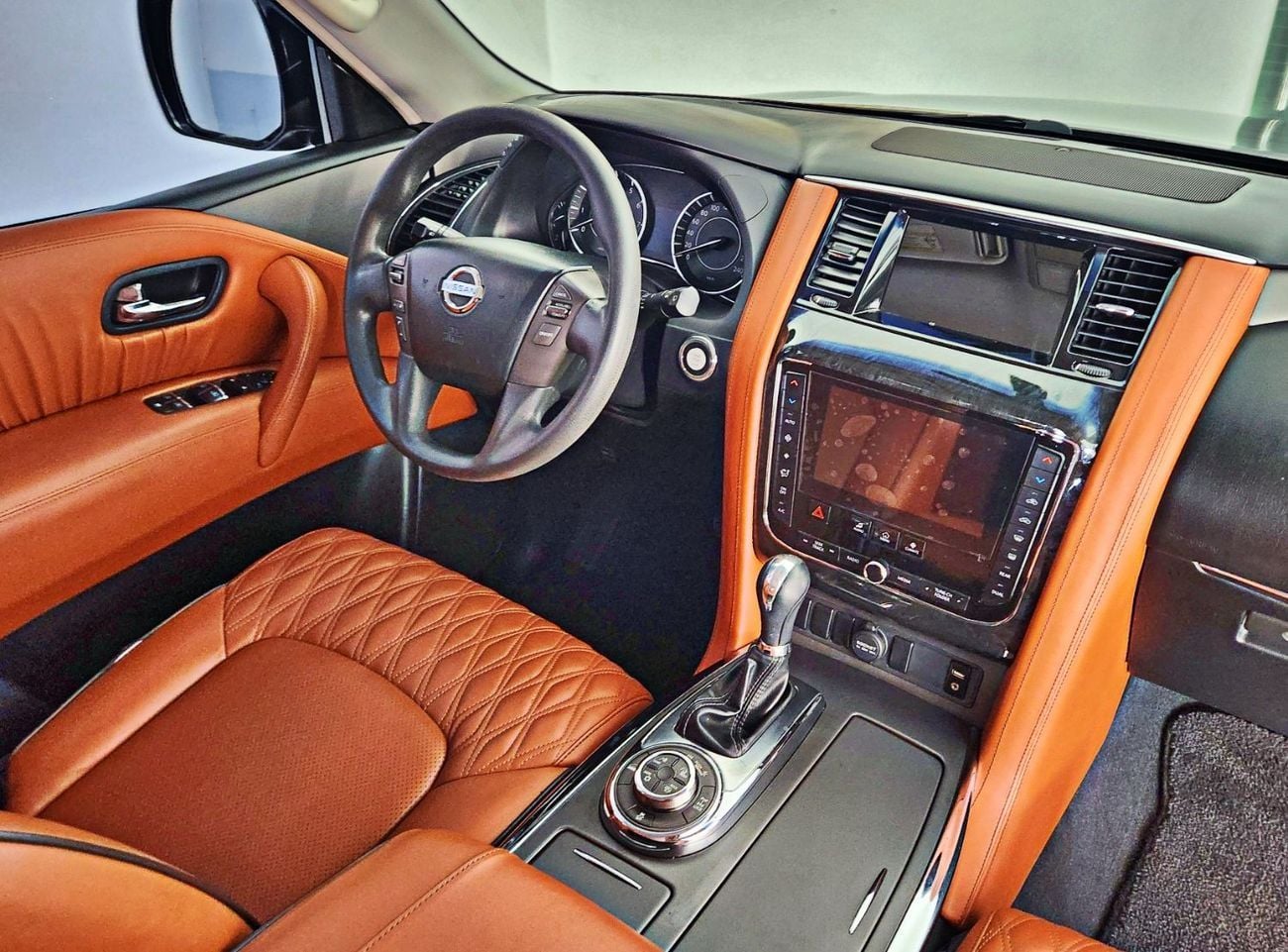 نيسان باترول V6 4.0L-6CYL GCC EXCELLENT CONDITION