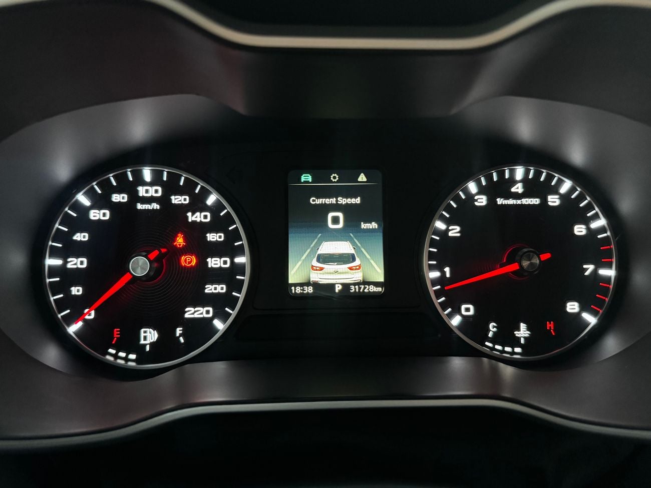 أم جي ZS Standard