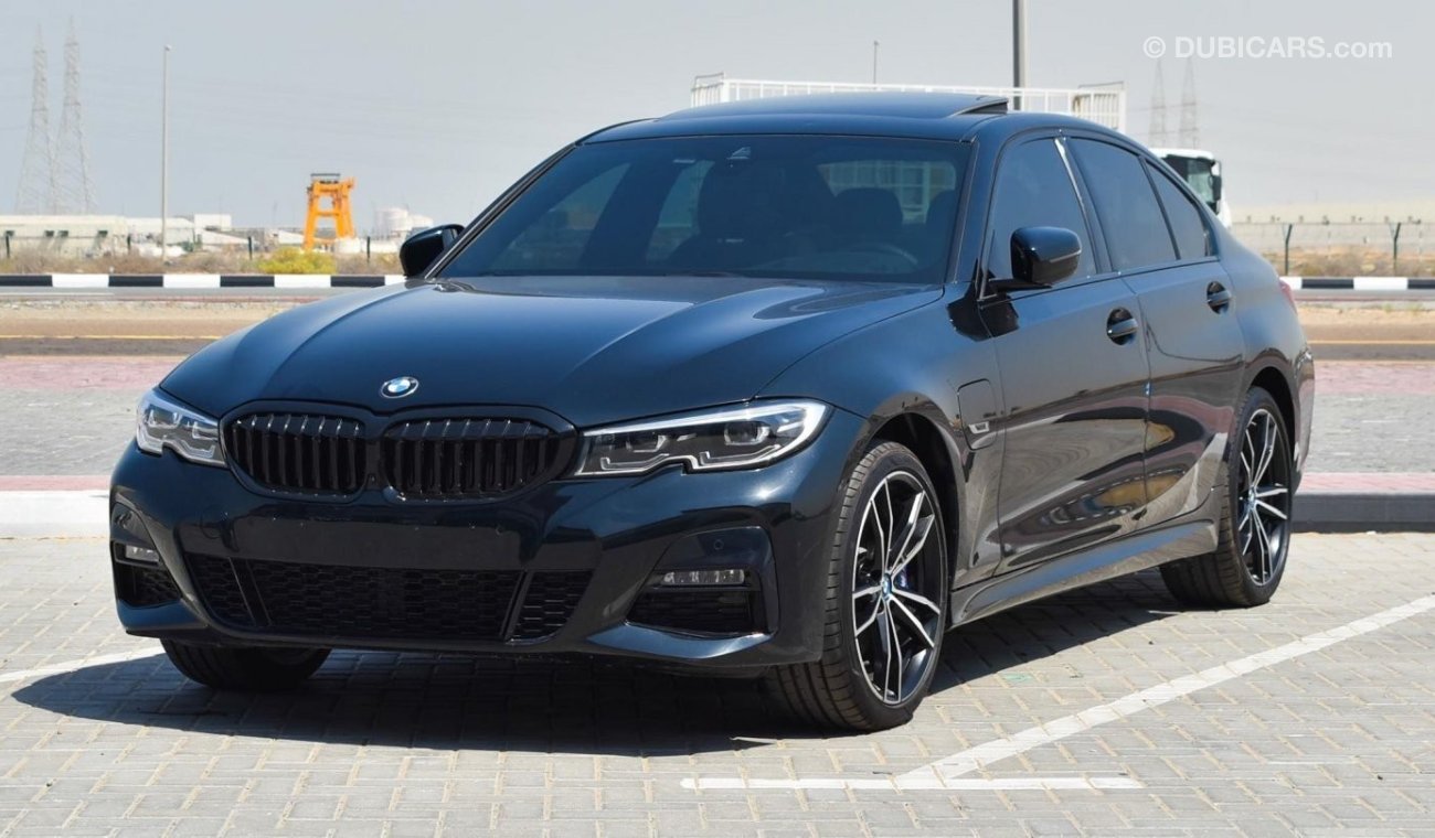 Used BMW 330i Hybrid M KIT 2021 for sale in Dubai - 543699