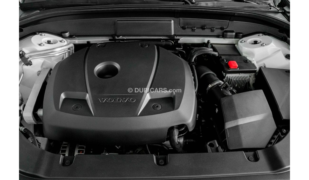 Volvo XC60 2020 Volvo XC60 T5 Momentum / All-Wheel-Drive / Full Volvo Service History and Warranty