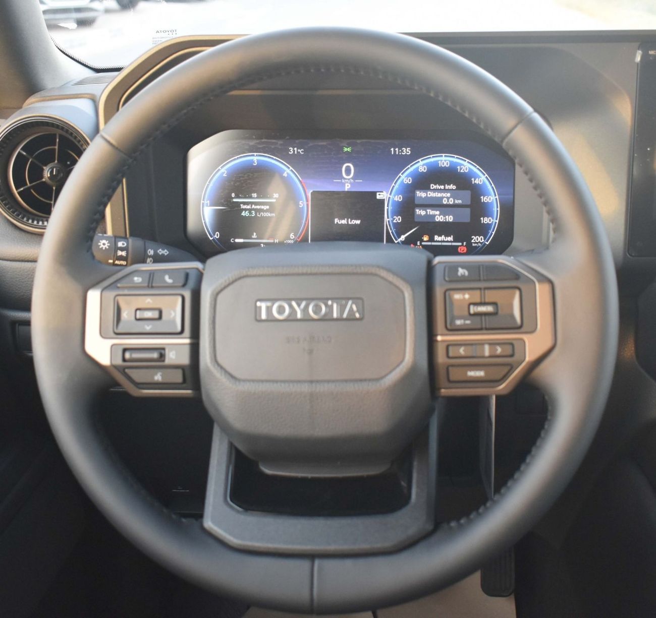 تويوتا برادو TOYOTA PRADO 2.8L DIESEL ADVENTURE MY 2025