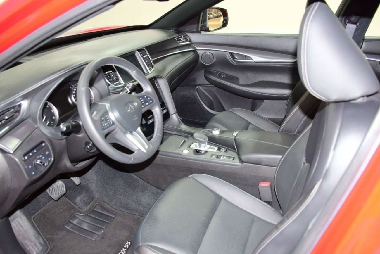 إنفينيتي QX55 لاكس