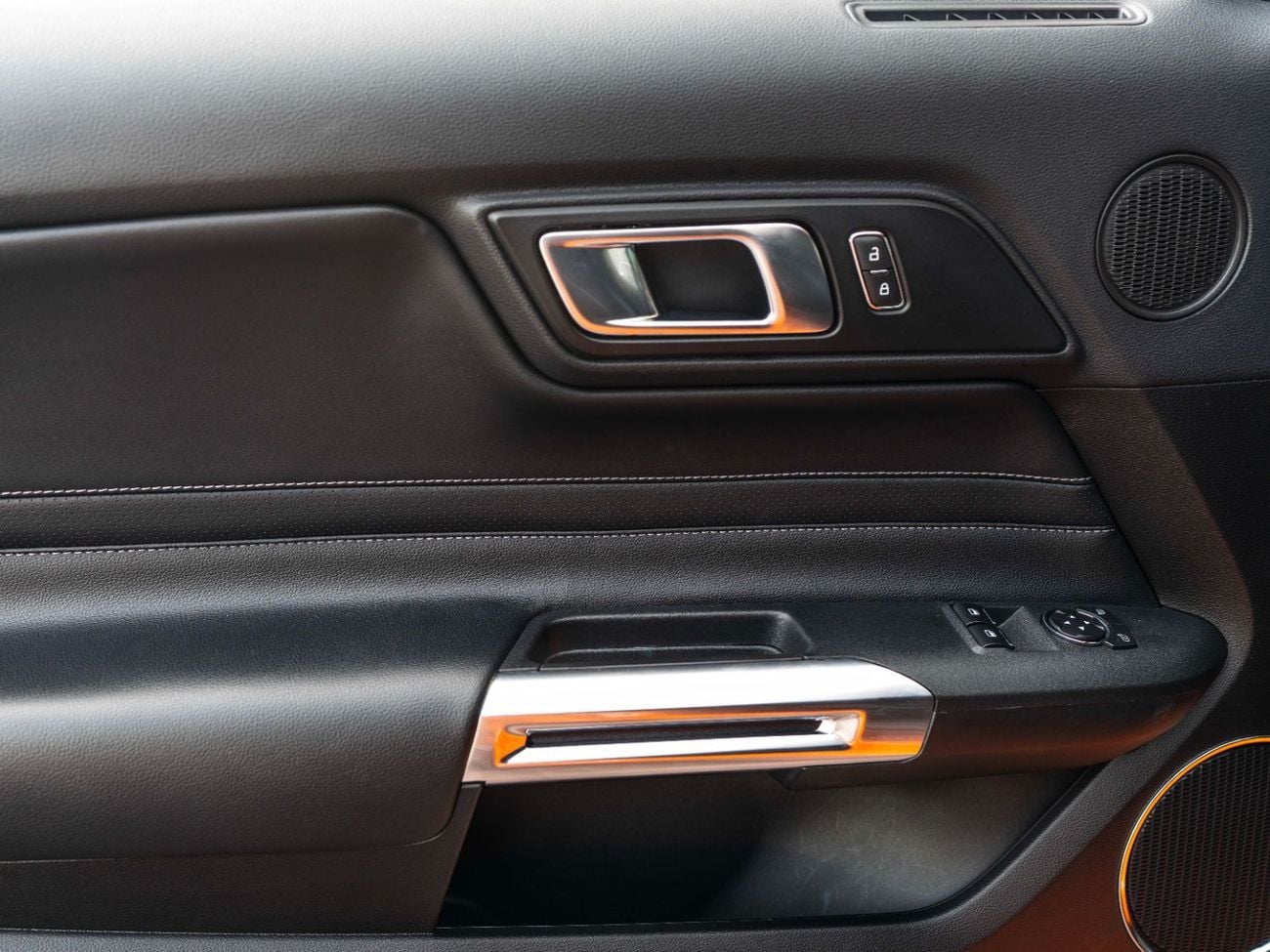 Ford Mustang Mach 1 5.0L V8