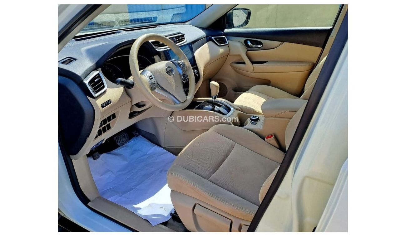 Nissan XTrail SV 2015 2.5L GCC (920x48/-MONTHLY)