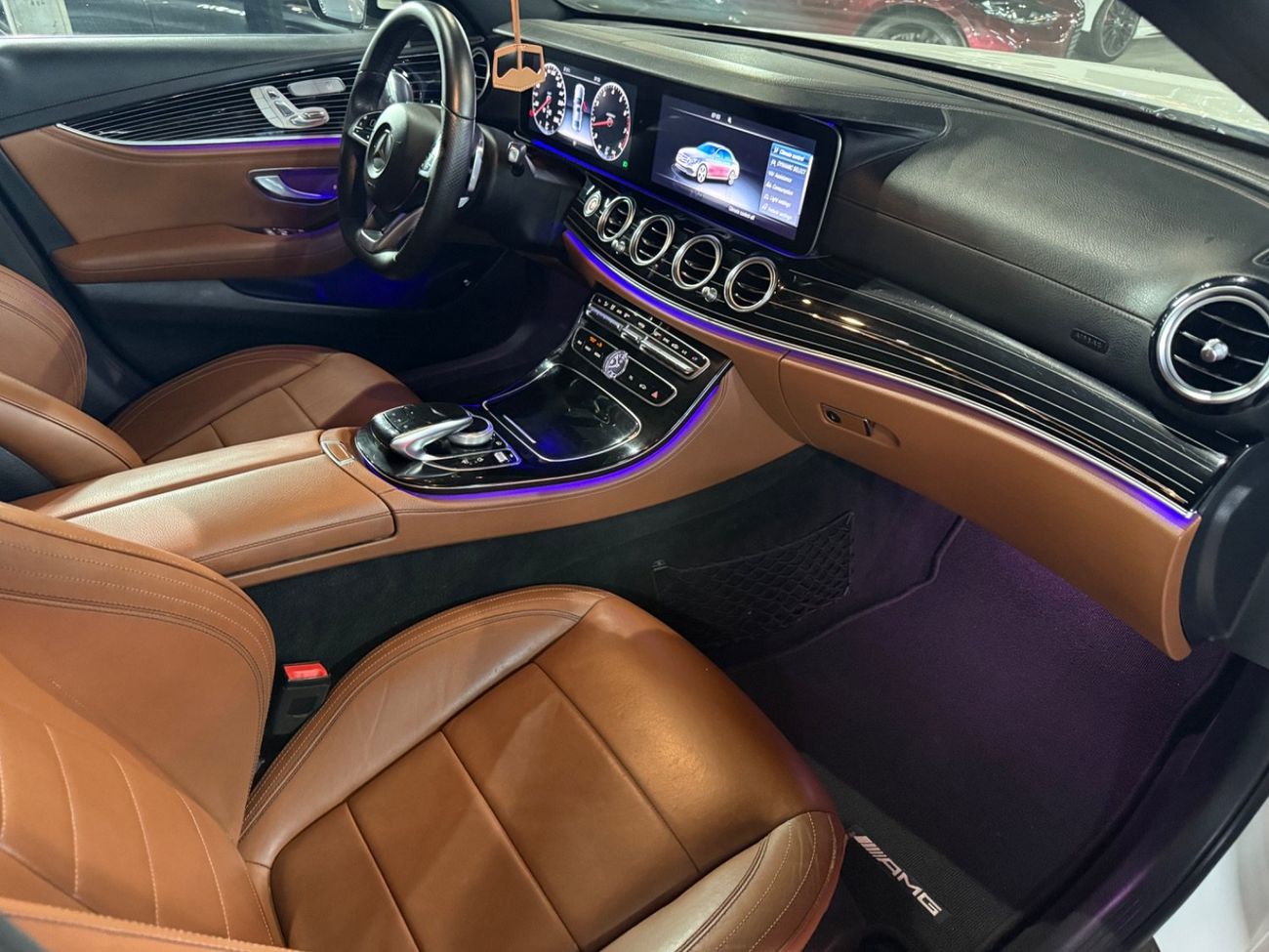 مرسيدس بنز E300