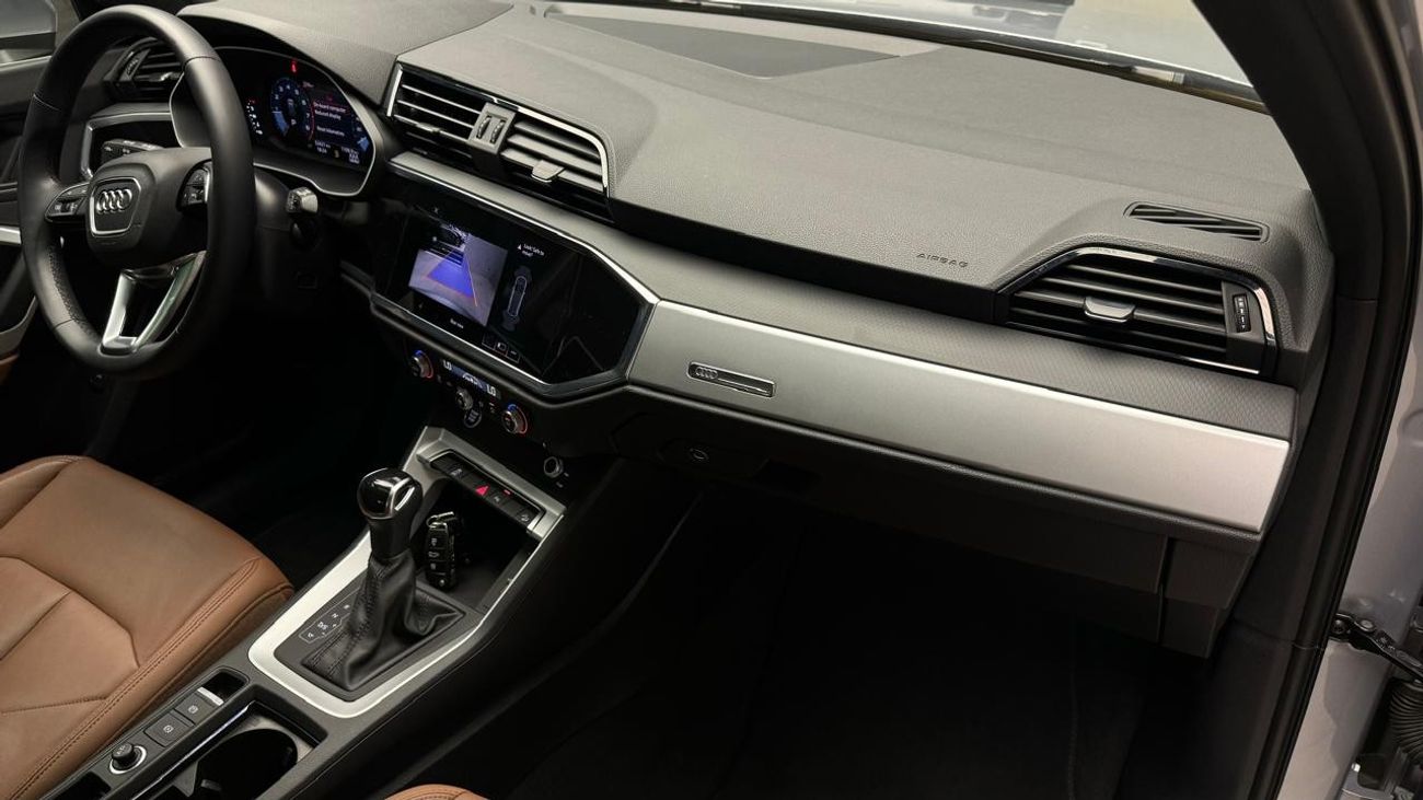 أودي Q3 35 TFSI S لاين 2021 Q3//FULL OPTION//GCC//WARRANTY//FULL SERVICE HISTORY