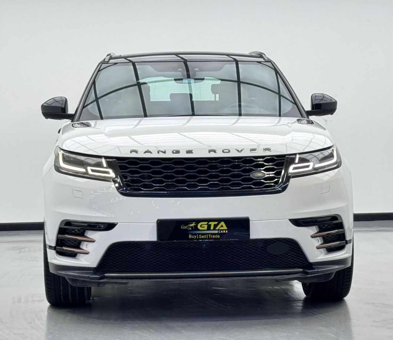 لاند روفر رينج روفر فيلار 2018 Range Rover Velar HSE R-Dynamic, 1 Year Warranty, Full Service History, GCC