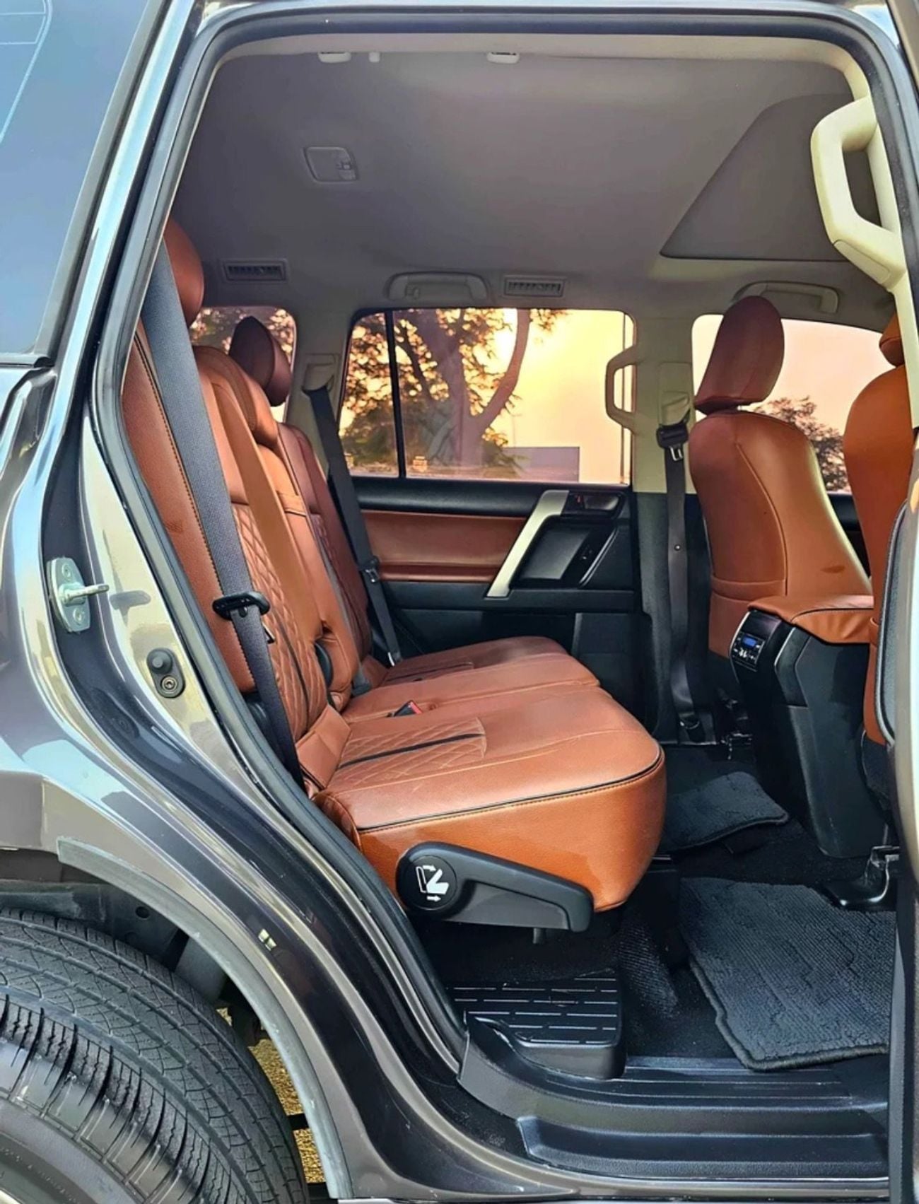 تويوتا برادو VXR 2019 Model V4 Full Option Very Clean And Perfect Condition