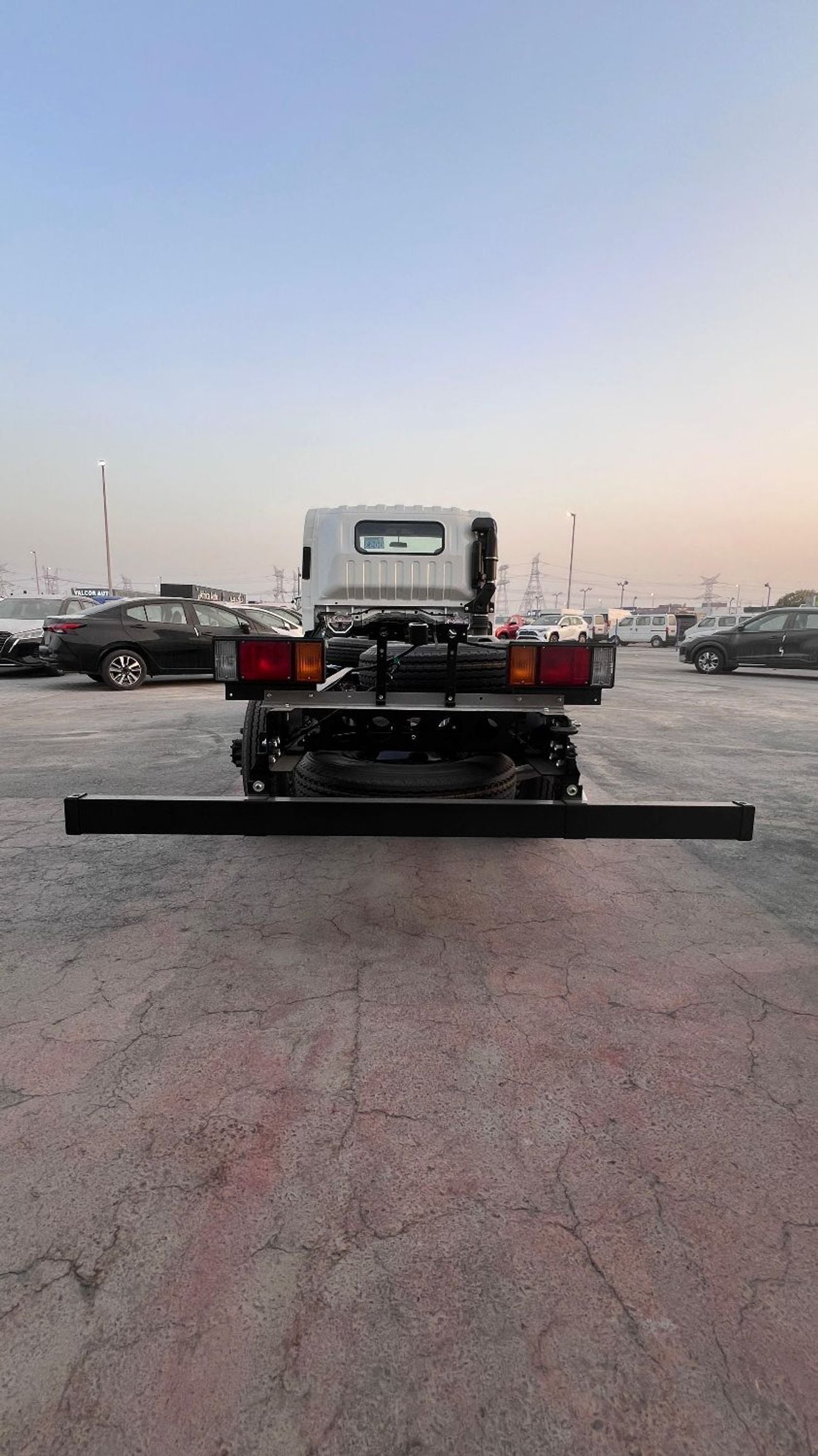 إيسوزو NPR 85