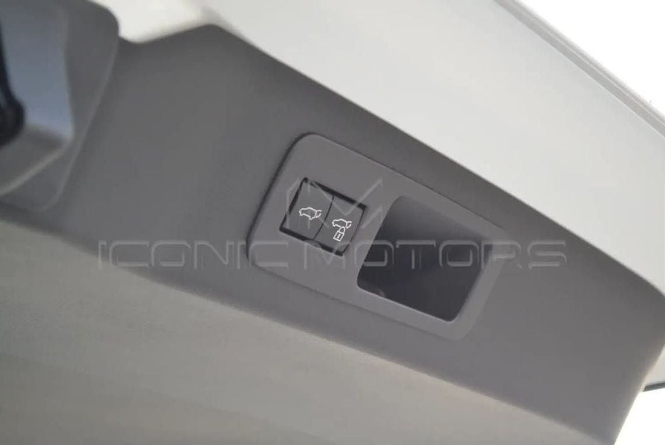 Toyota Land Cruiser VXR 3.5L PETROL, RADAR, FULL OPTION