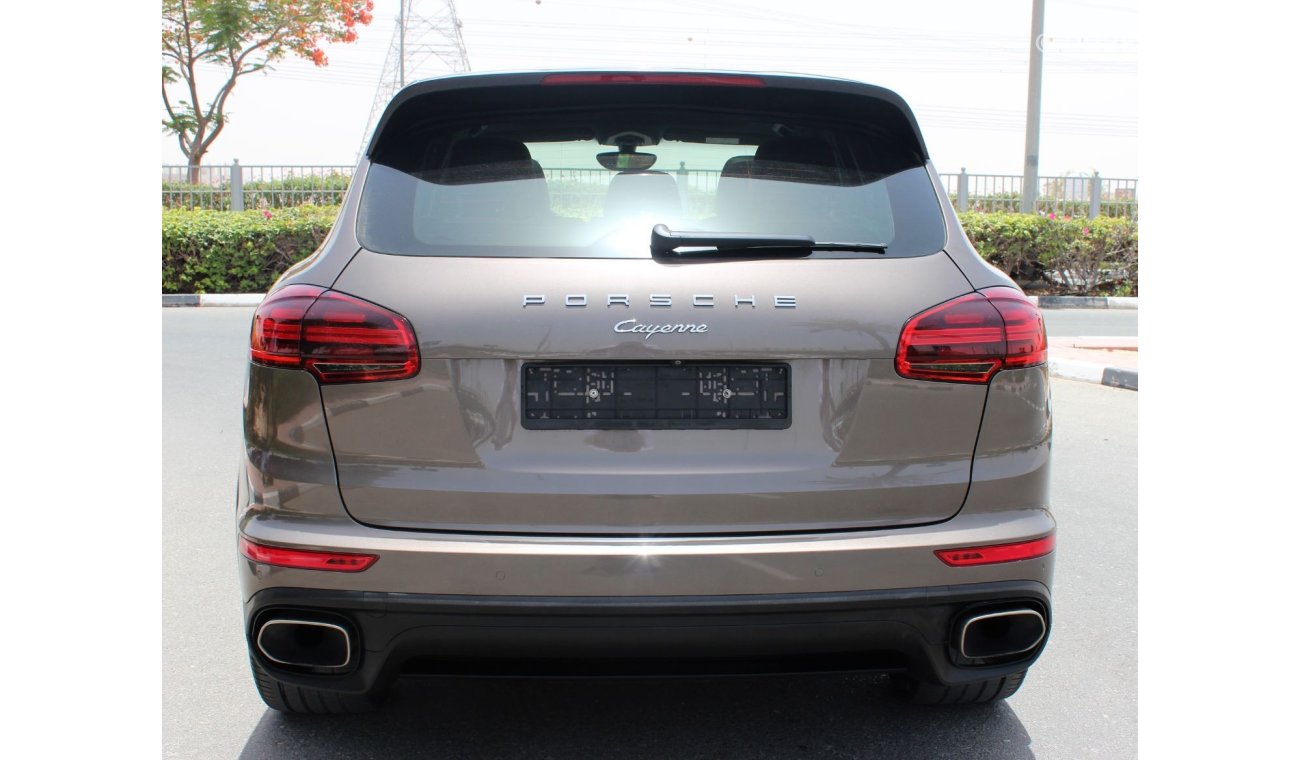 Porsche Cayenne S 2016/  V6/ 3.6/ GCC/ TOP OPTION/ 1 YEAR WARRANTY+FREE SERVICE CONTCRACT