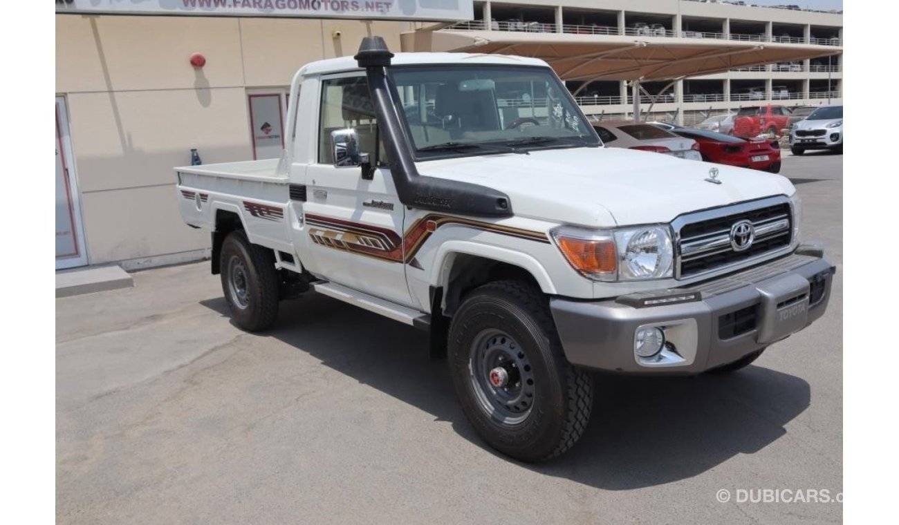 تويوتا لاند كروزر بيك آب 2021 TOYOTA LAND CRUISER GRJ79 4.0 V6 - Difflock, Winch, hublock - FULL OPT