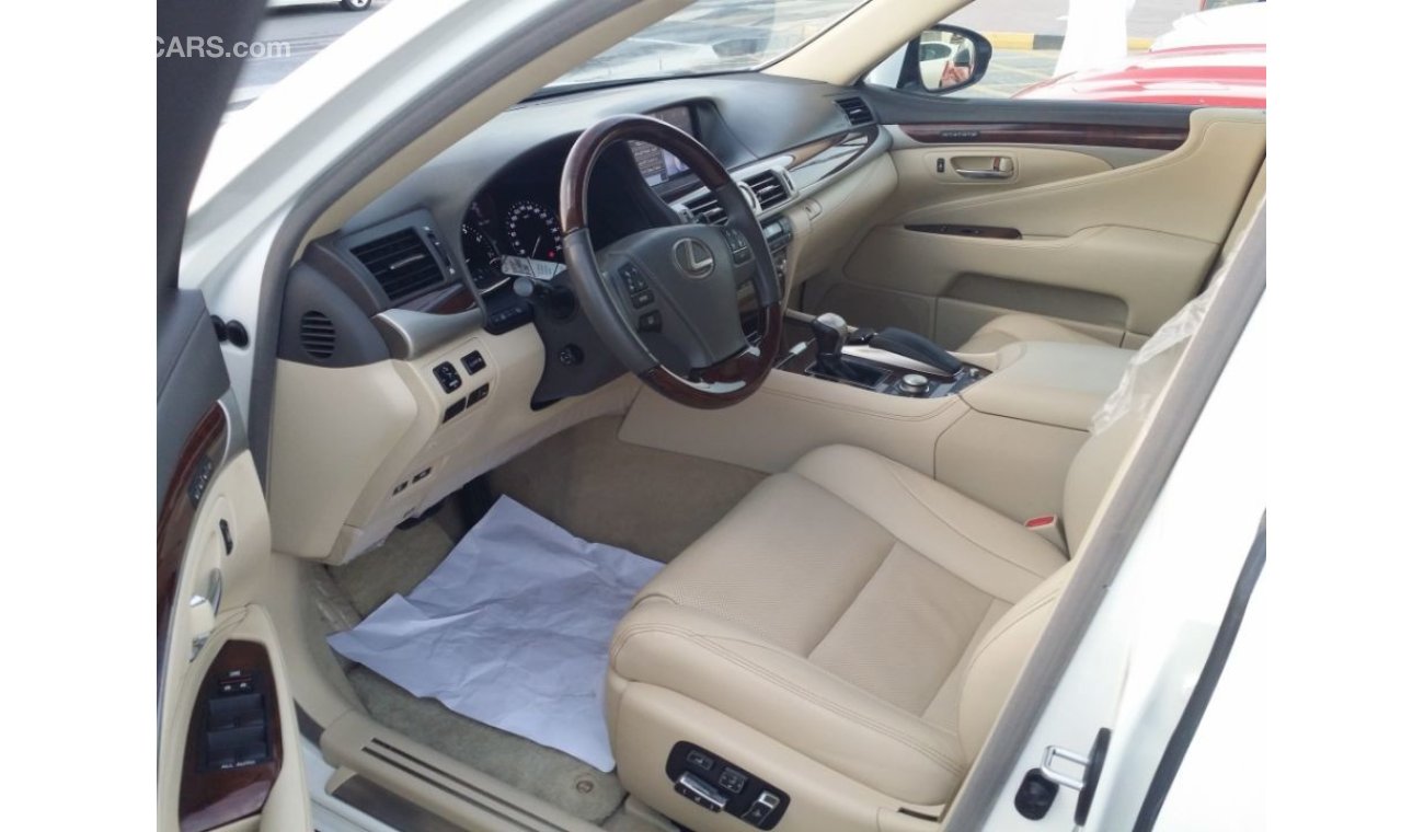 Lexus LS460 معرض فلوريدا لتجارة السيارات المستعملة سوق الحراج الشارقه معرض رقم ١٤١لبيع جميع انواع السيارات وشرائ