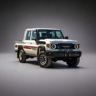 Toyota Land Cruiser Pick Up Toyota Land Cruiser pickup up double cabin 4.0 A/T 2025