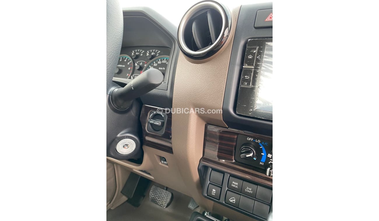 New Toyota Land Cruiser Pick Up LC79 sc , 4.0 2024 for sale in Dubai ...