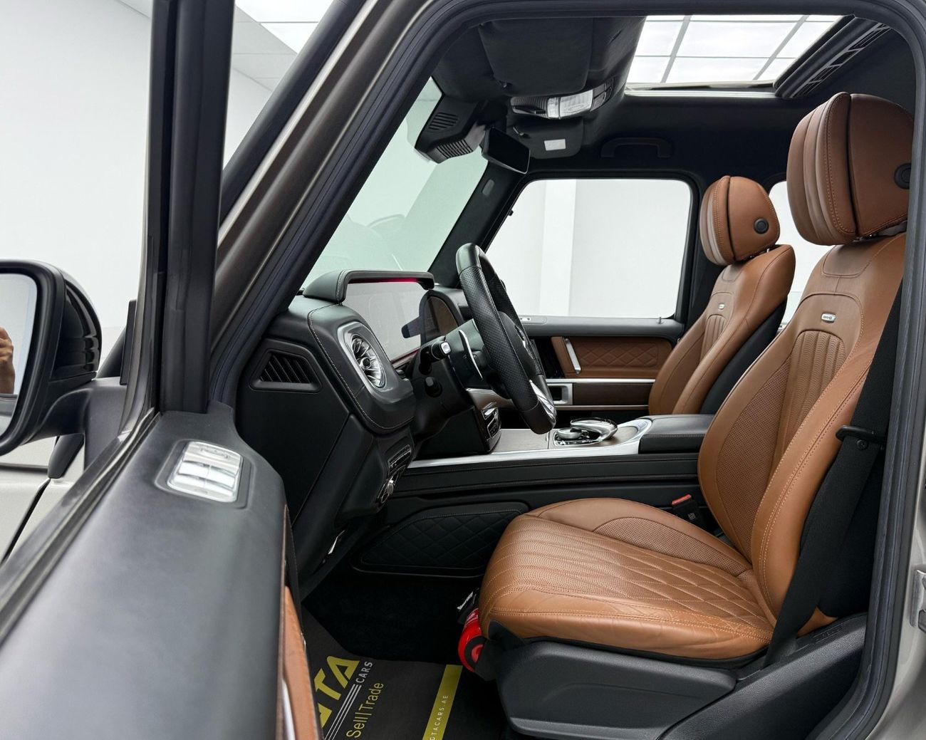 Mercedes-Benz G 63 AMG 2022 Mercedes Benz G63 AMG, 2027 Mercedes Warranty, 2026 Mercedes Service Pack, Very Low Kms, GCC