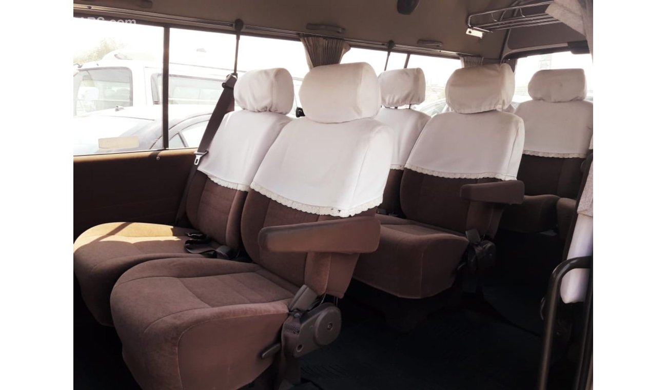 Toyota Hiace Hiace Commuter RIGHT HAND DRIVE (Stock no PM 316 )