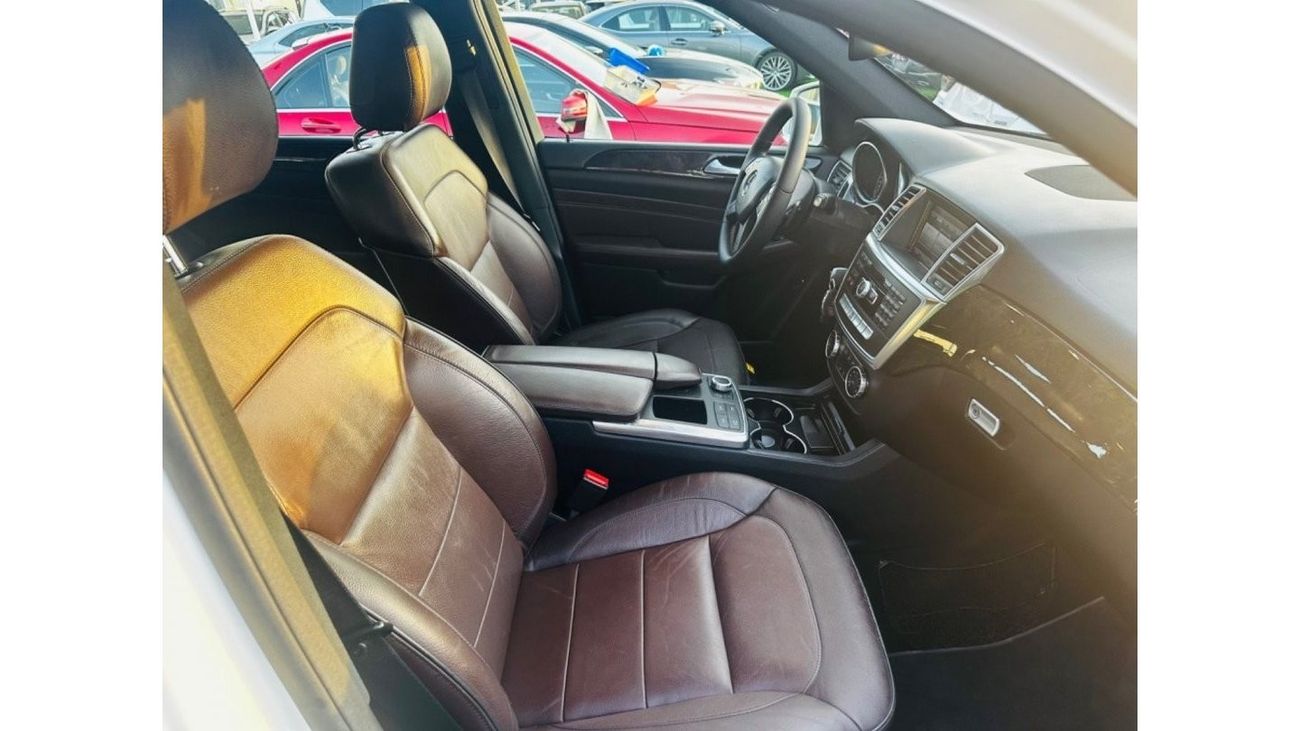 Mercedes-Benz ML 350 AMG MODEL 2013 GCC CAR PERFECT CONDITION INSIDE AND OUTSIDE FULL OPTION PANORAMIC ROOF