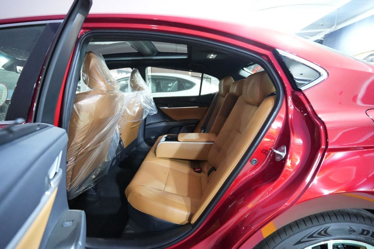 Toyota Camry LIMITED HEV Limited 2.5L Hybrid Lumiere2.5L Hybrid