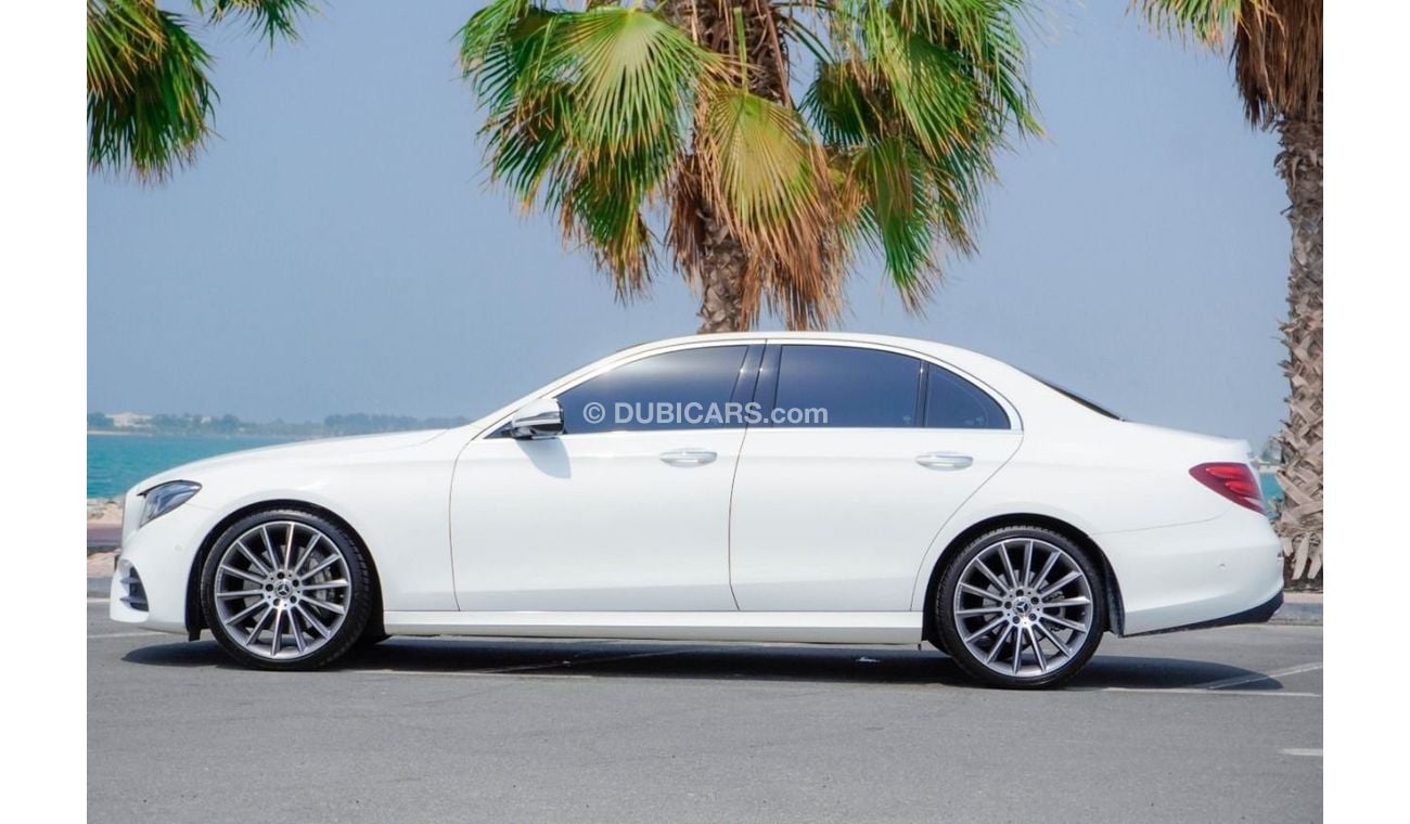 Mercedes-Benz E300 Premium Mercedes E300 AMG  Panoramic 2020 GCC Under Warranty