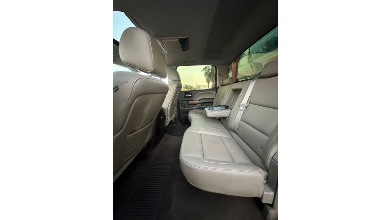 جي أم سي سييرا 1500 دينالي