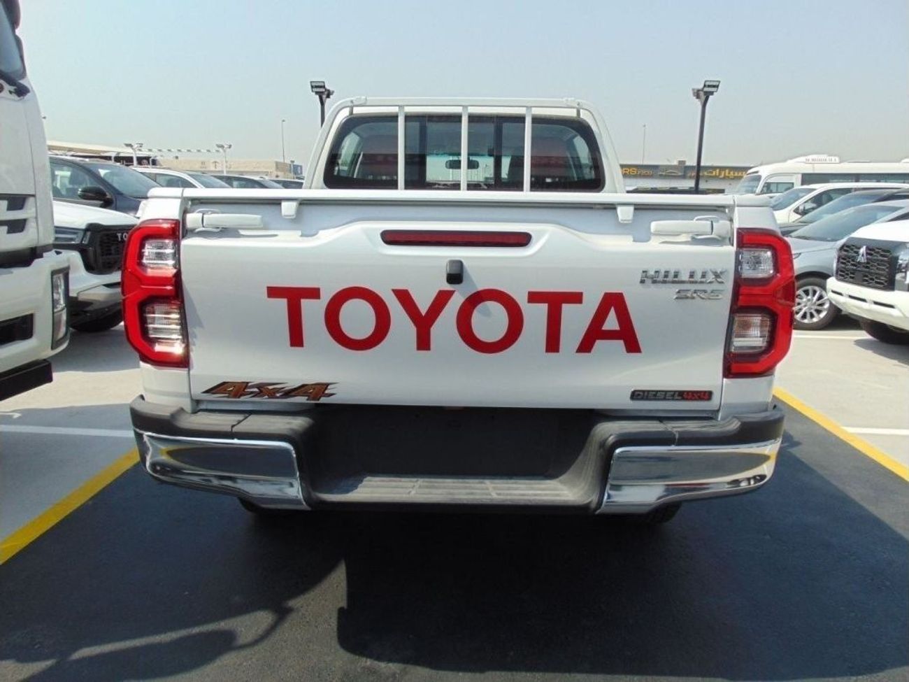 Toyota Hilux HILUX 4X4 2.4L MANOUAL DIESEL 2024