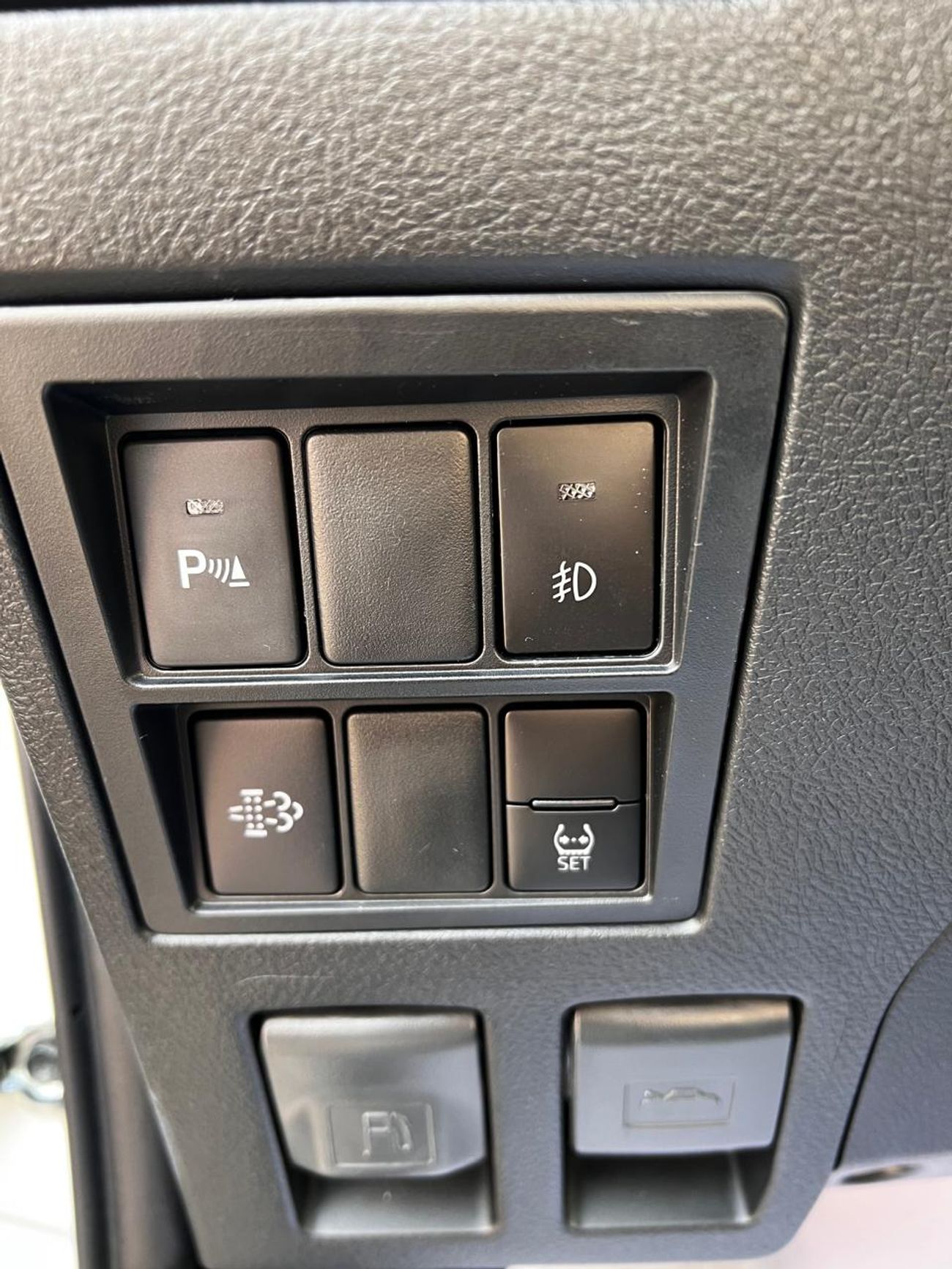 تويوتا هيلوكس S GLX 2.4L 4WD A/T