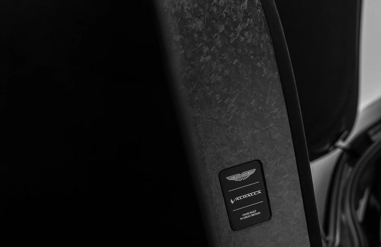 Aston Martin Valhalla 4.0L V8 Twin-Turbo Engine + eMotors