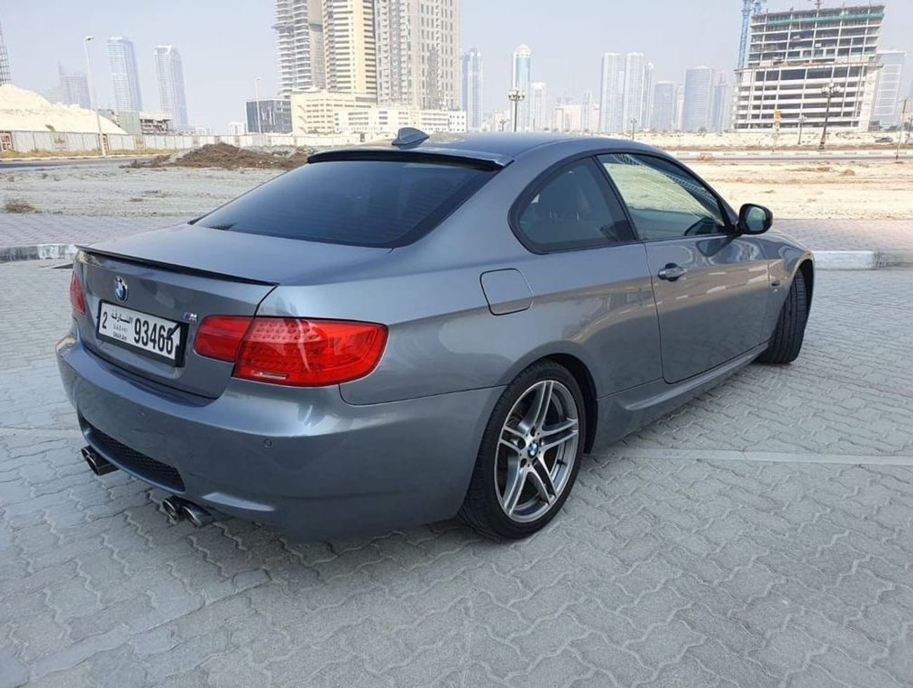 بي أم دبليو 320 Coupe