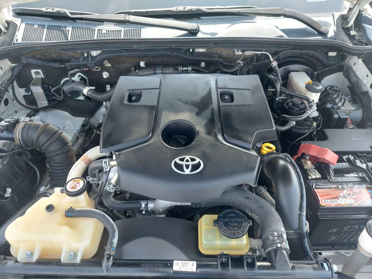 تويوتا فورتونر 2.4L 4WD DIESEL AUTOMATIC TRANSMISSION