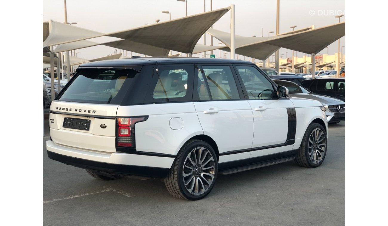 Land Rover Range Rover Vogue Supercharged RANG ROVER VOUGE SUPER CHARGE MODEL 2013 GCC car prefect condition full option panoramic roof leath