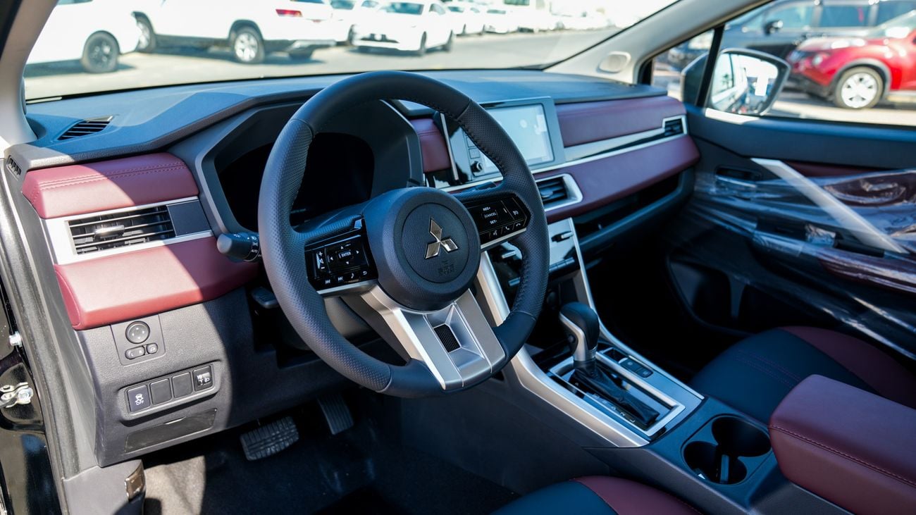 ميتسوبيشي إكسباندر كروس