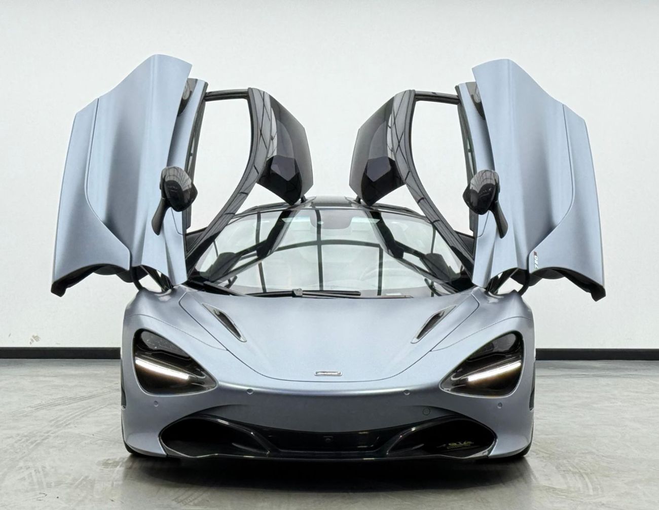 McLaren 720S 2018 McLaren 720s, Warranty, Carbon Fiber Interior, Very Low Kms, Excellent Condition, GCC