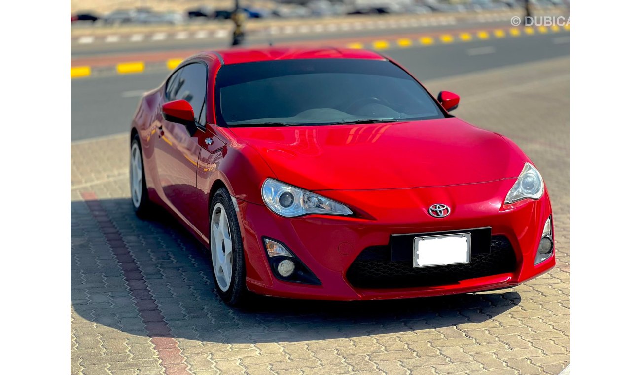 تويوتا 86 محلي أو تصدير 2013 GCC 2.0 SPORTS دليل السيارات