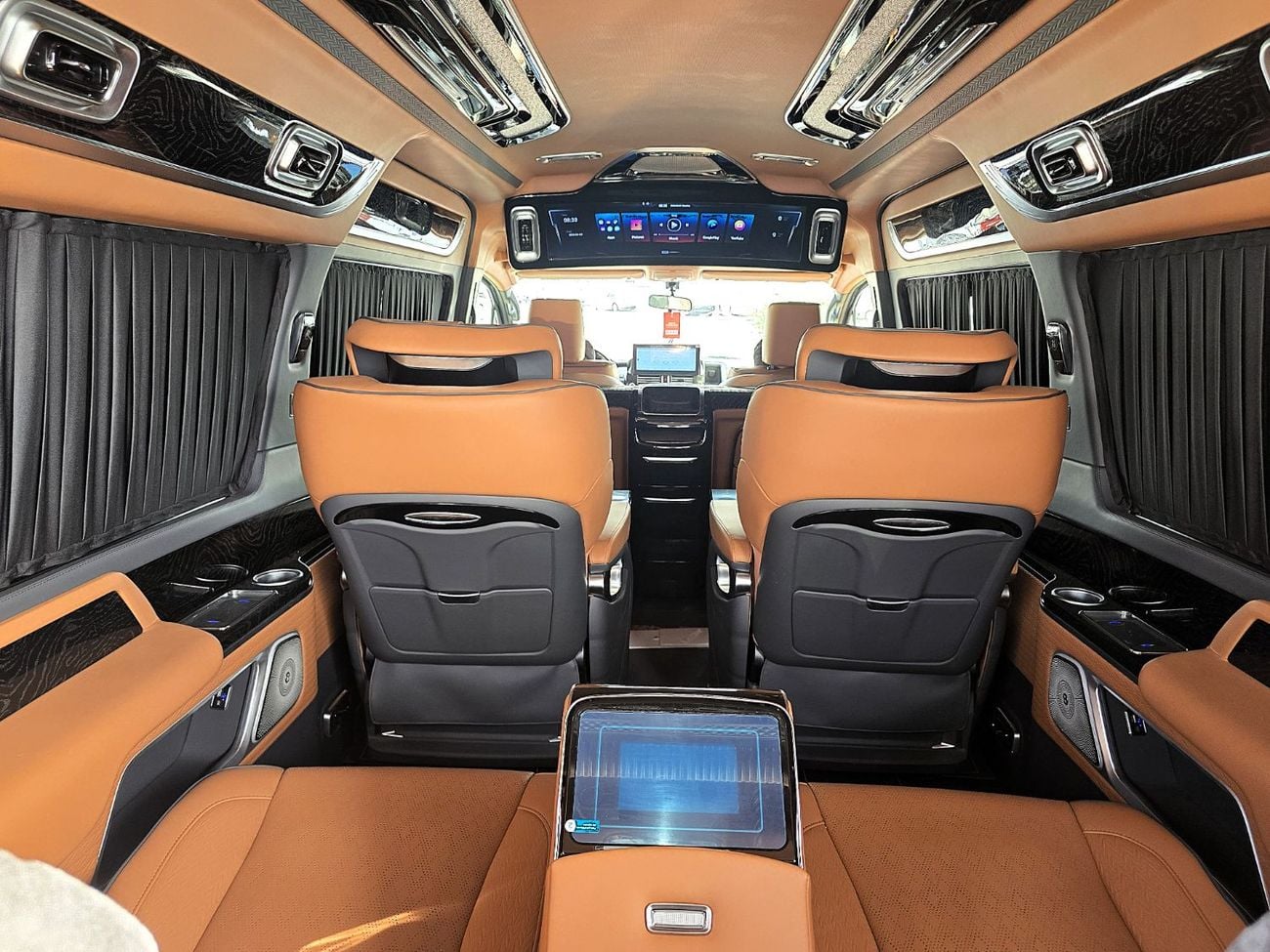 Toyota Hiace High Roof Van 3.5L TOYOTA HIACE High Roof (kmuller) special edition 3.5L Van RWD 5Doors black color