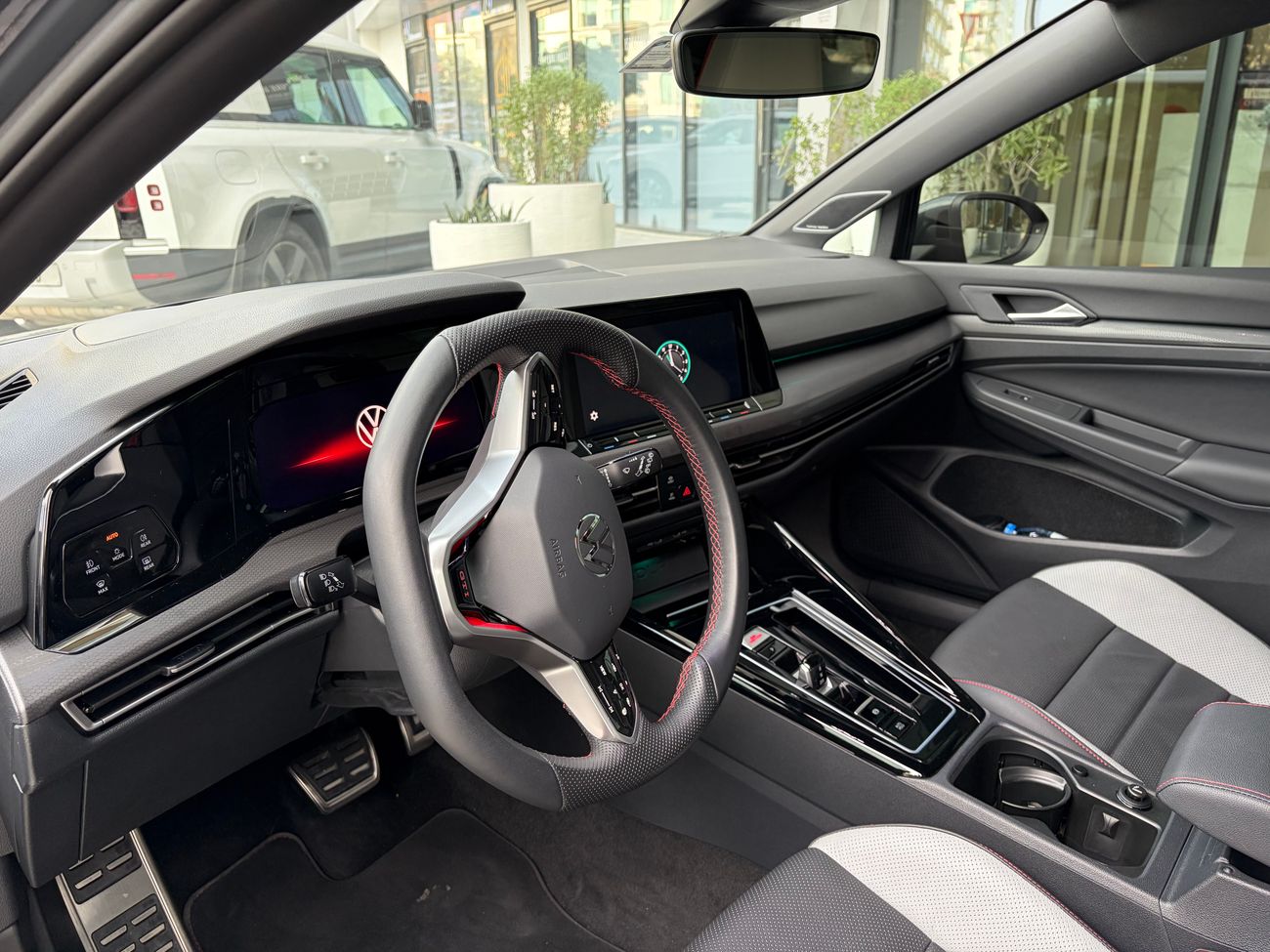 فولكس واجن جولف GTI