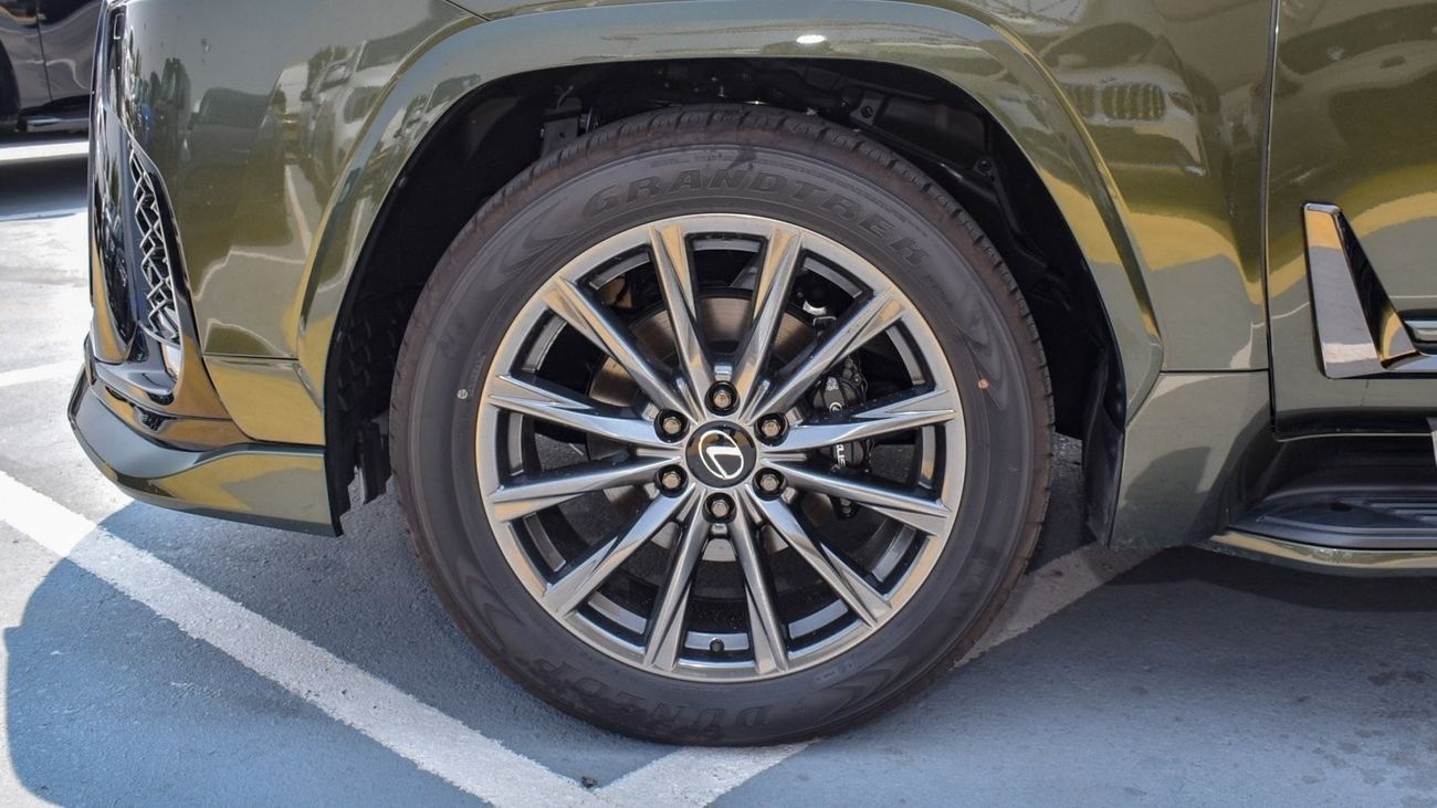 لكزس LX 600 FSport