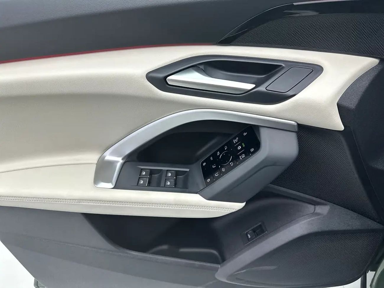 Audi Q5 Sportback TFSI quattro 204hp (Ref# 69128)