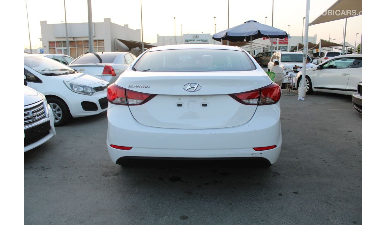 Hyundai Elantra Hyundai elantra 2015 GCC 1600 CC