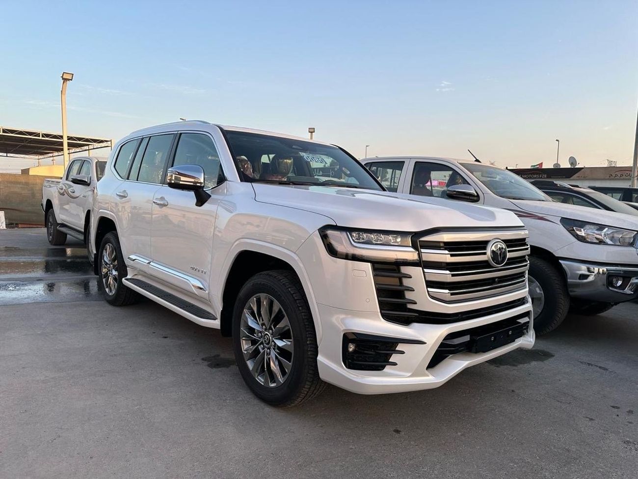 Toyota Land Cruiser VXR 3.5L