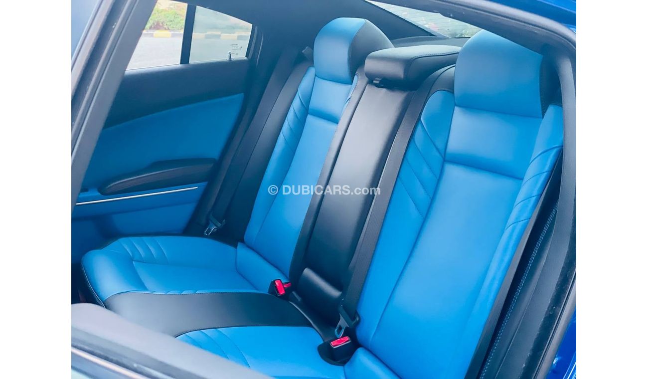 Dodge Charger 3.6L SXT (Mid) DODGE CHARGER V6 MODEL 2019 LOW MILAGE VERY CLEAN CAR