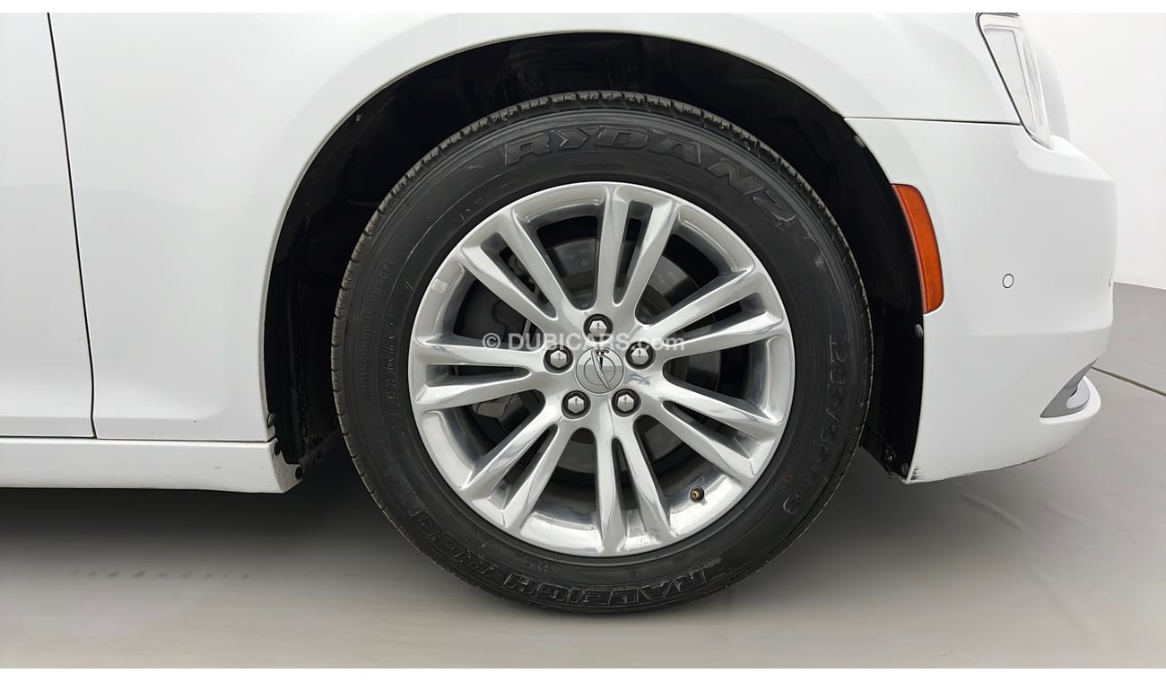 2018 Chrysler 300 Tire Sizenull