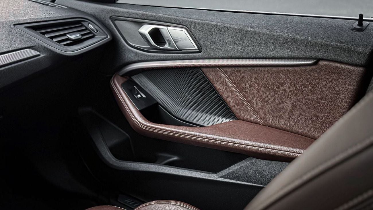 بي أم دبليو 218 218D GRAND COUPE - FULL OPTIONS