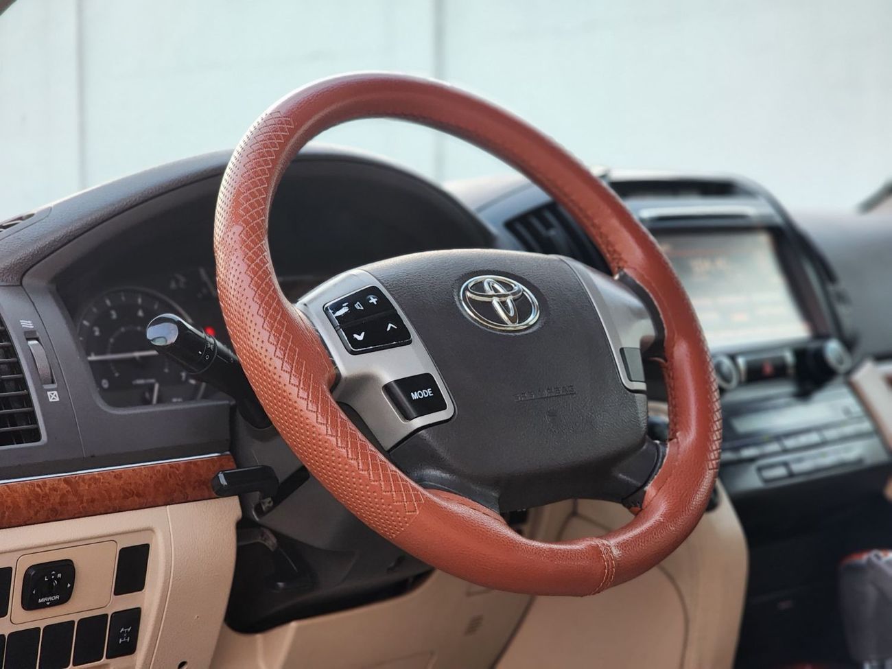 تويوتا لاند كروزر GXR