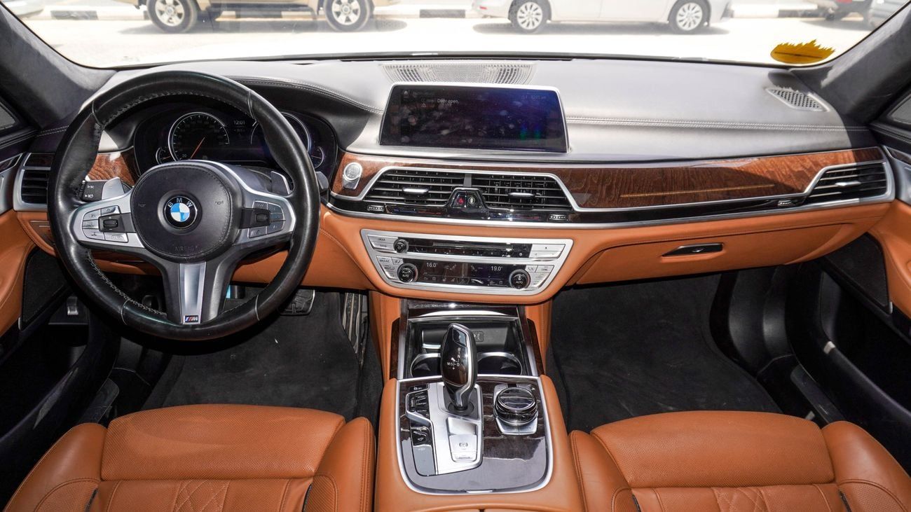 بي أم دبليو 740Li